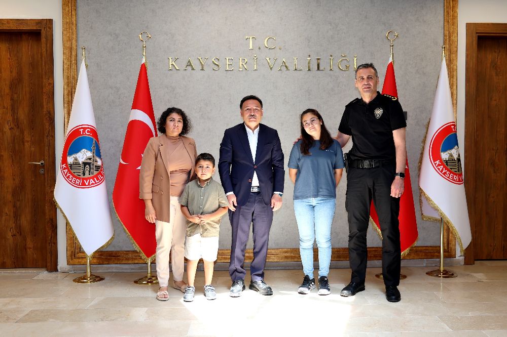 Şehit Birol'un ailesine 'Şehadet Belgesi' teslim edildi