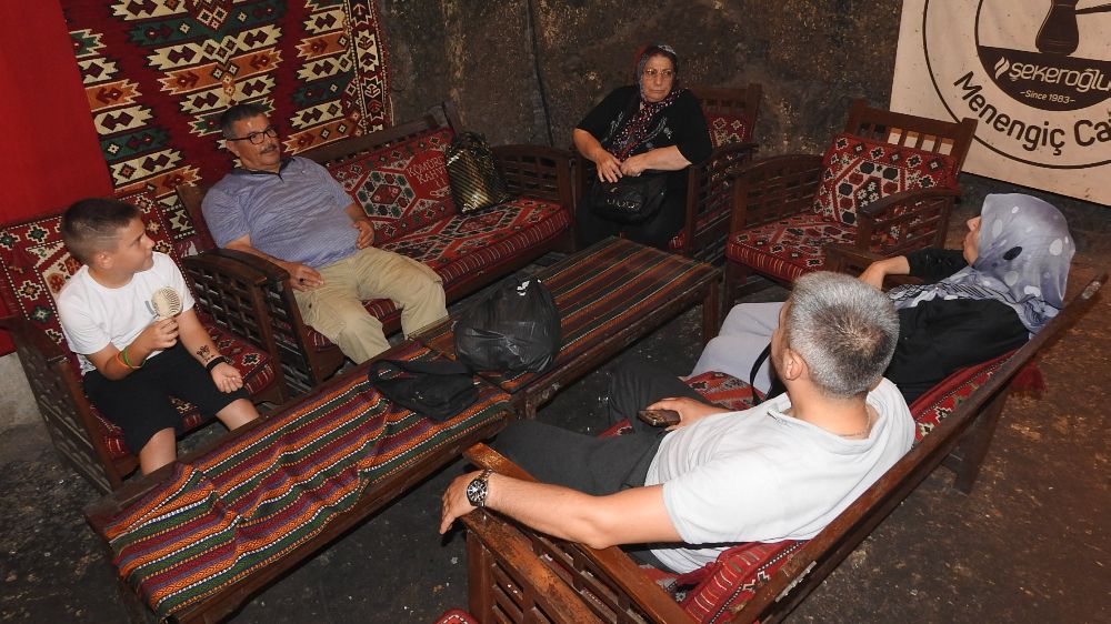 Sıcaktan bunalanlar soluğu Kaleoğlu Mağarasında alıyor