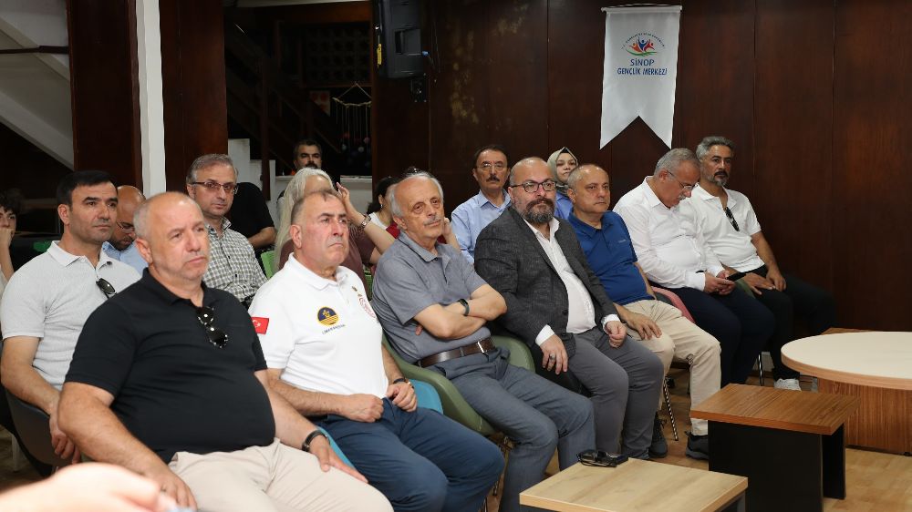 Sinop’ta iklim değişikliğinin bölgesel balıkçılığa etkileri konuşuldu