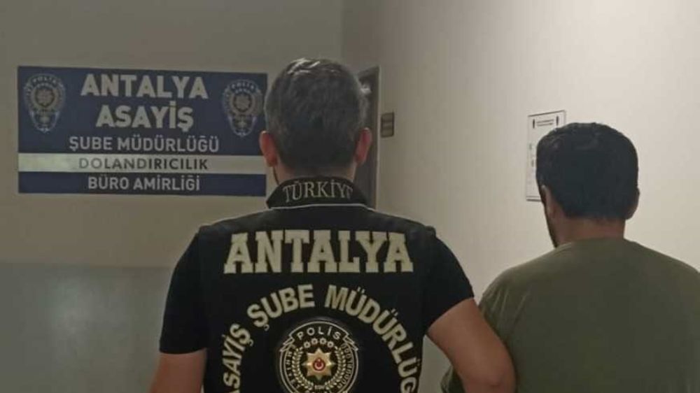 Sosyal medyadan ‘Kara kalem' siparişiyle dolandırıcılık yapan şüpheli tutuklandı