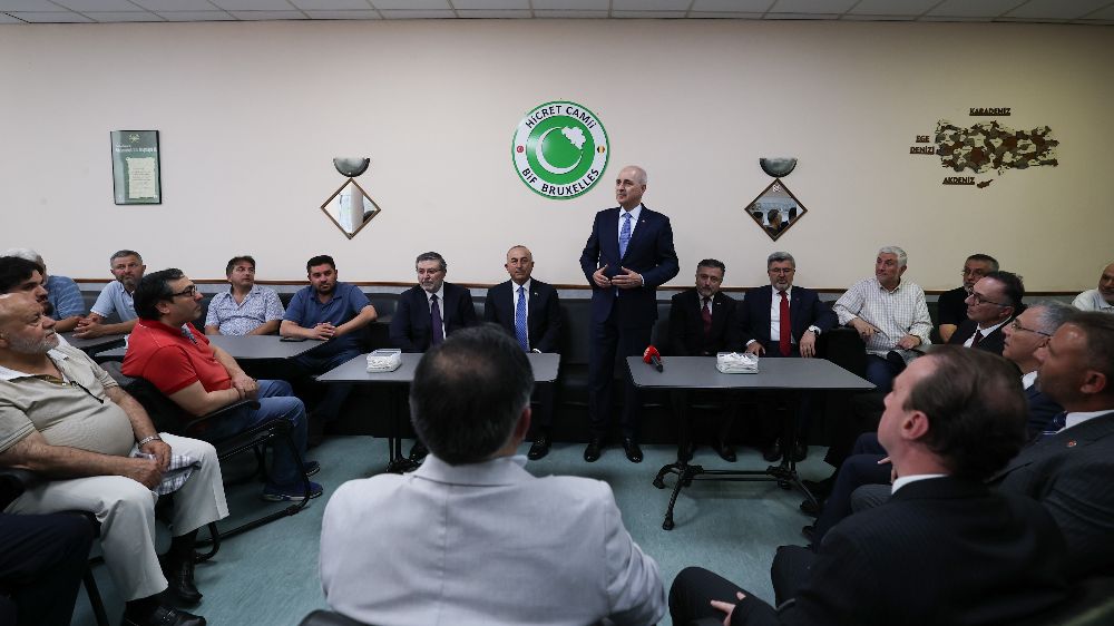 TBMM Başkanı Kurtulmuş, Belçika Diyanet Vakfı’nı ziyaret etti