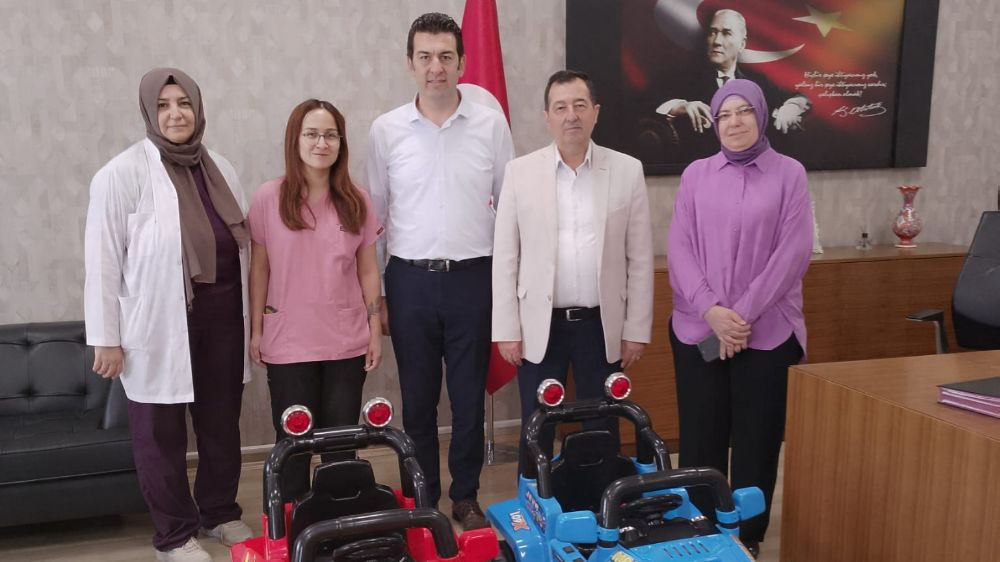  Tedavi gören çocuklar için akülü araç tahsis edildi