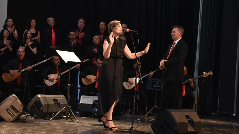 Telden Dile Türk Halk Müziği Öğretmenler Korosu sezon sonu konseri