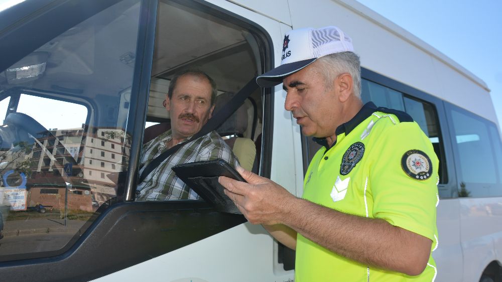 Ünye'de emniyet kemeri kullanımında sevindiren gelişme