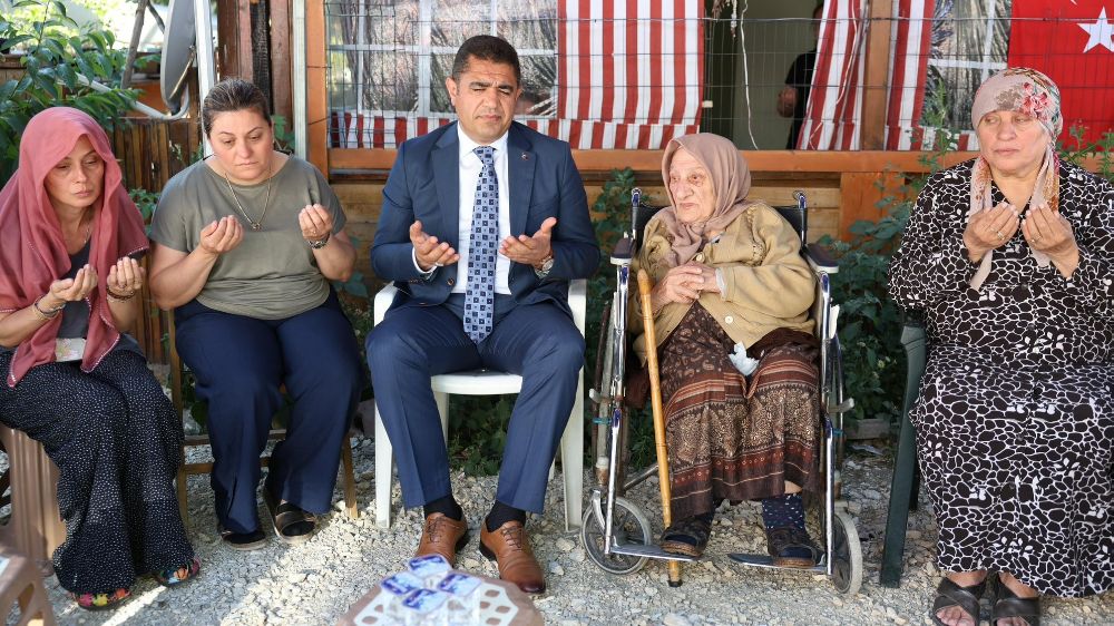  Vali Aslan, Çakmak ailesine taziyede bulundu