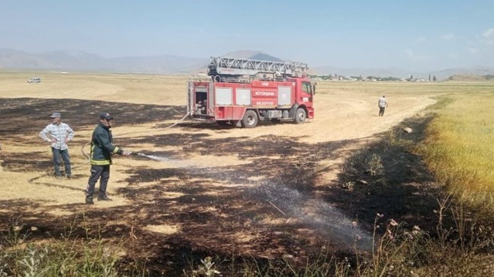 Van'da hafta sonu 18 yangına müdahale edildi