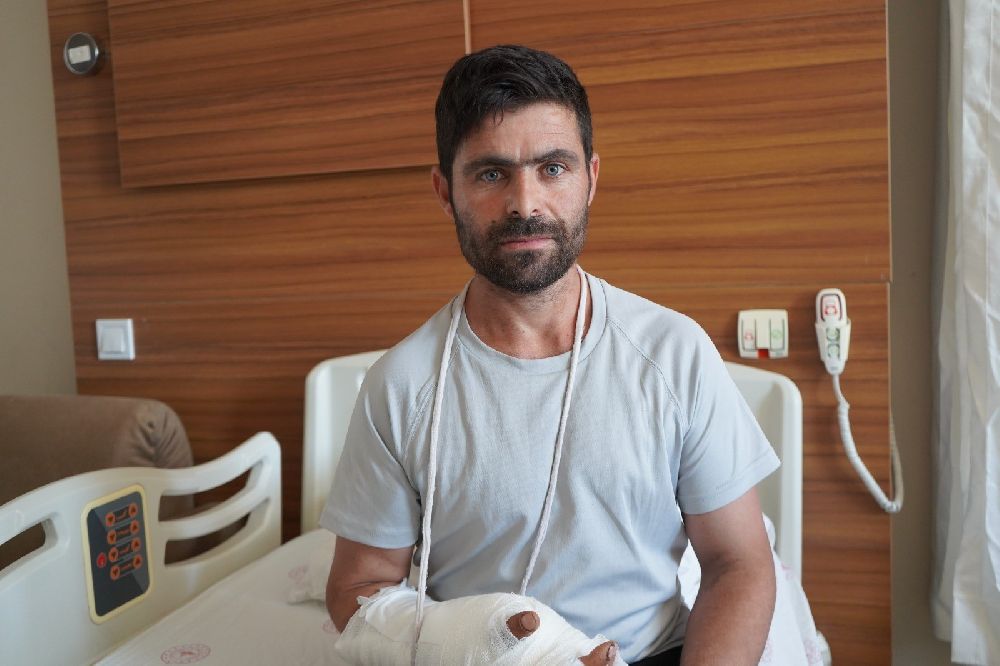 Van’da zorlu el ameliyatı: 10 saatlik mücadeleyle hayata tutundu