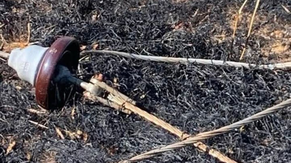   Yüksek gerilim hattı koptu, buğday tarlası alev aldı