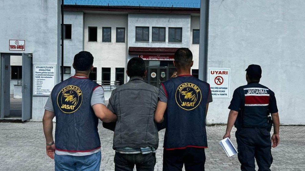 15 yıl hapis cezası bulunan şahıs jandarma tarafından yakalandı