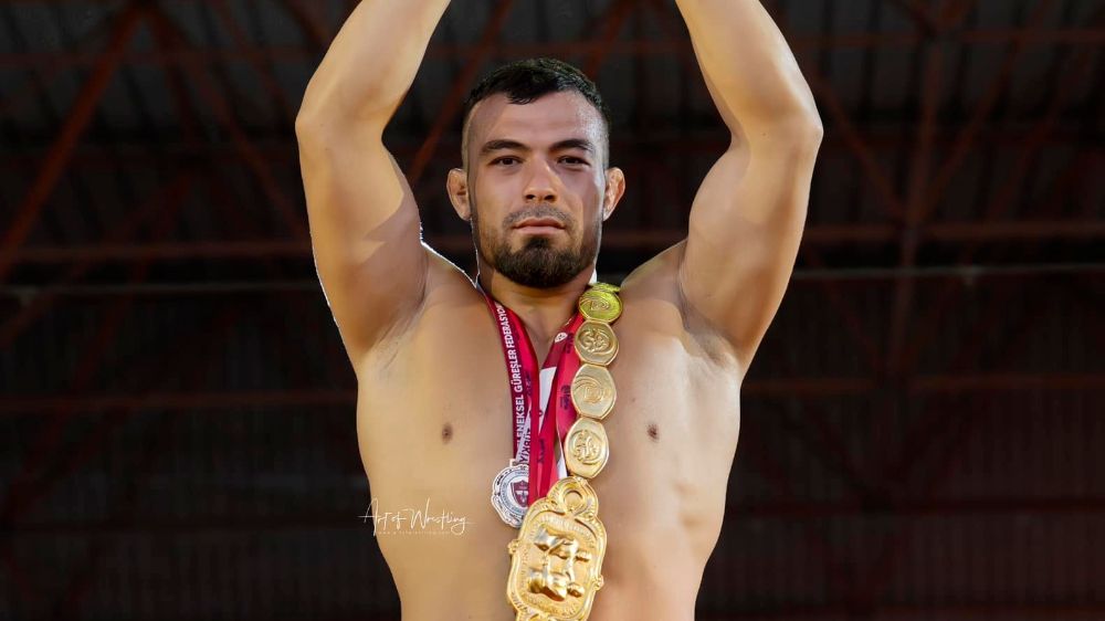 2025 Kırkpınar'a Doğru Favoriler Başpehlivan Yusuf Can Zeybek, Efsaneler Kulübüne Girmeye Hazırlanıyor