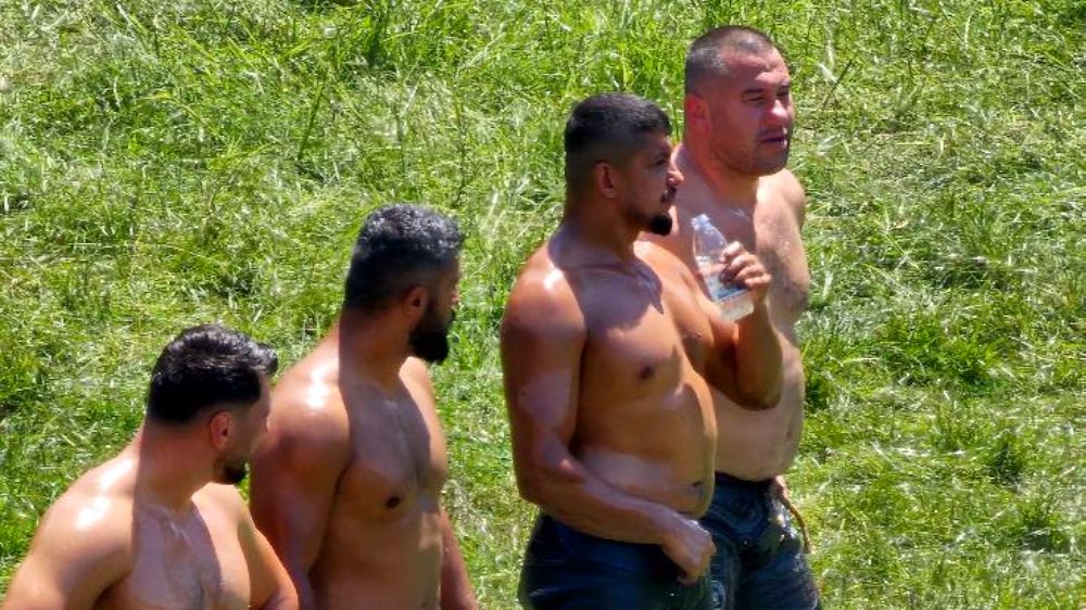 2025 yıl 664.Kırkpınar'da  Başpehlivanlar Çeyrek Finalistler Belli oldu .Altın Kemer Umudu Devam ediyor 