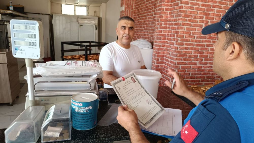 Adıyaman Belediyesi’nden market ve fırınlara sıkı denetim