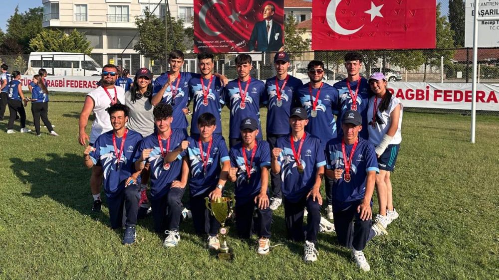 Afyonkarahisar Spor Lisesi Türkiye dereceleriyle döndü