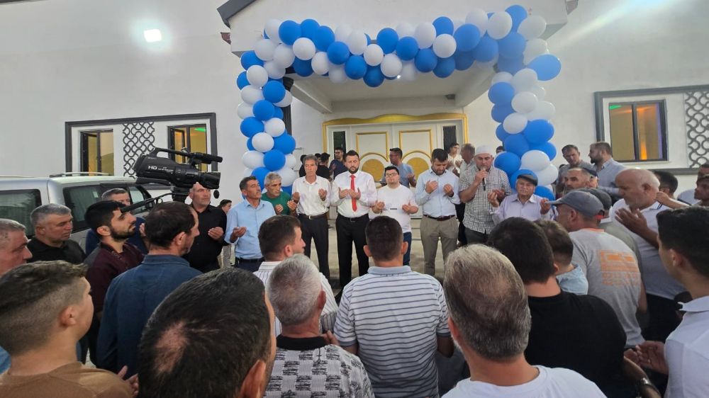 ‘Ailen Yılı’na destek için düğün salonunu ücretsiz yaptılar