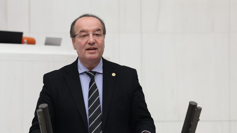 Akay, Yenice'nin yol sorunlarını TBMM gündemine taşıdı