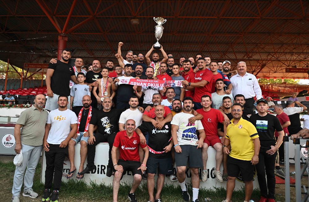 Altın kemer üçüncü kez Antalya'ya geldi, kutlama töreni şehitler nedeniyle ertelendi