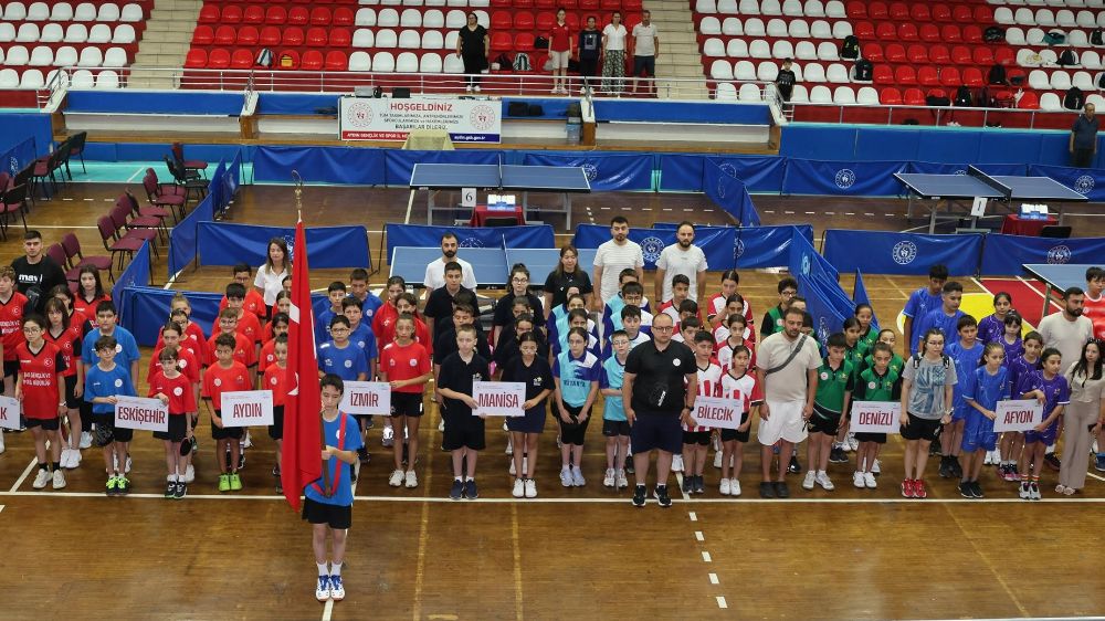 Anadolu Yıldızlar Ligi Masa Tenisi Müsabakaları Aydın’da başladı