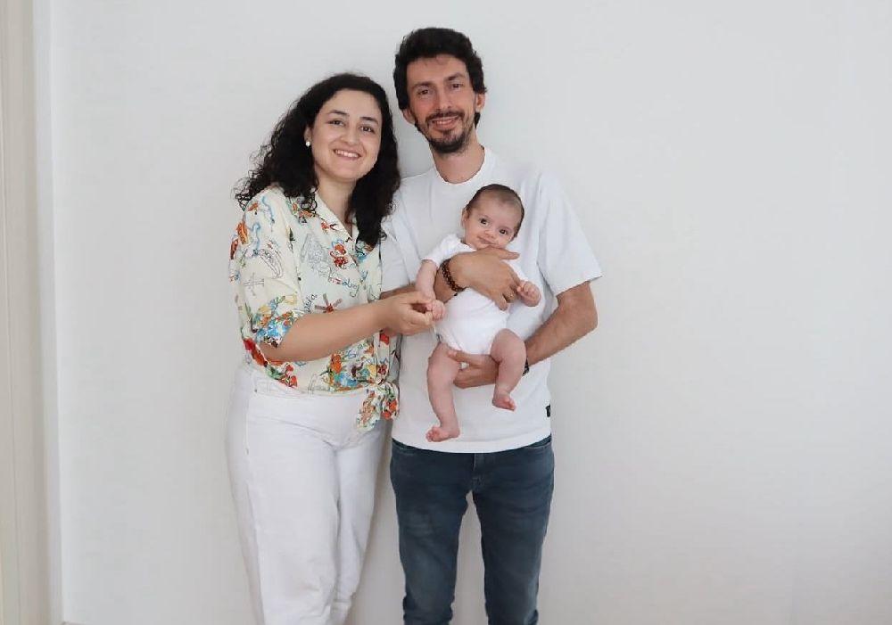 Ankara'daki yangında ölen anne ve 3,5 aylık oğlu Kahramanmaraş'ta toprağa verildi