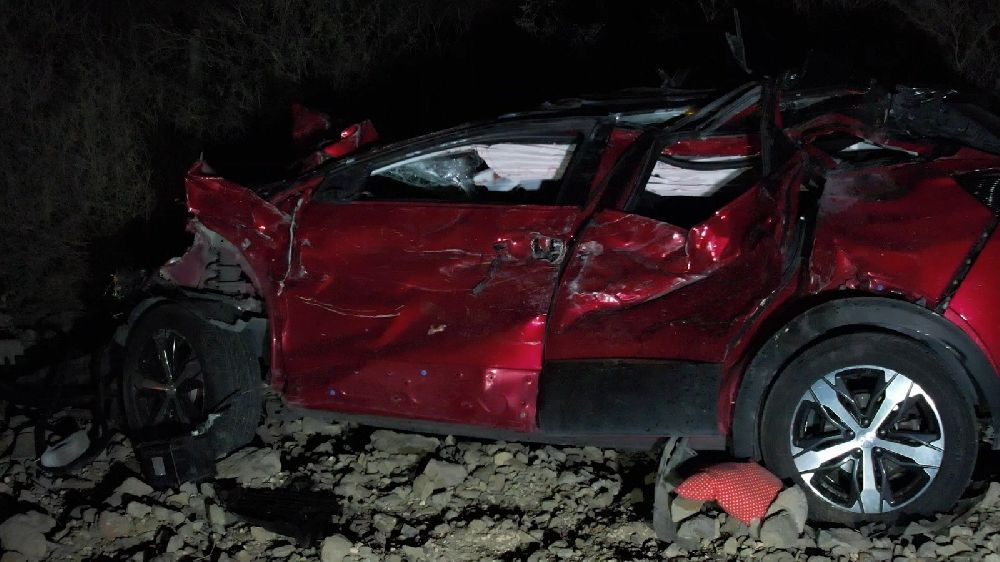 Ankara Kahramankazan'da iki otomobil çarpıştı 3 ölü