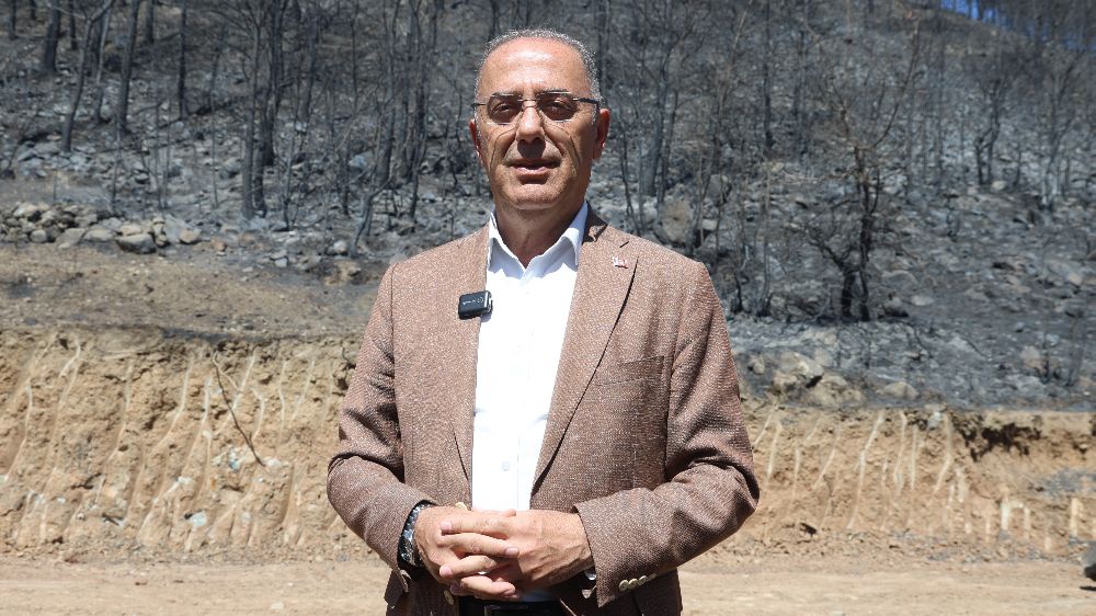 Antakya Belediyesi alevlerle mücadelede verdiği mücadeleyle takdir topladı