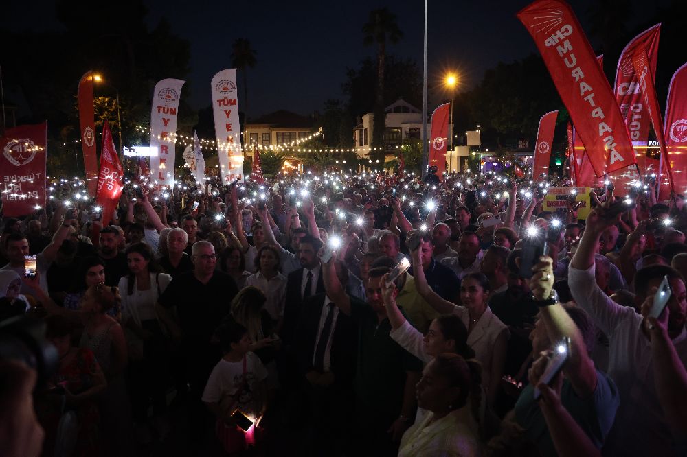 Antalya'da Muhittin Böcek'e destek mitingi