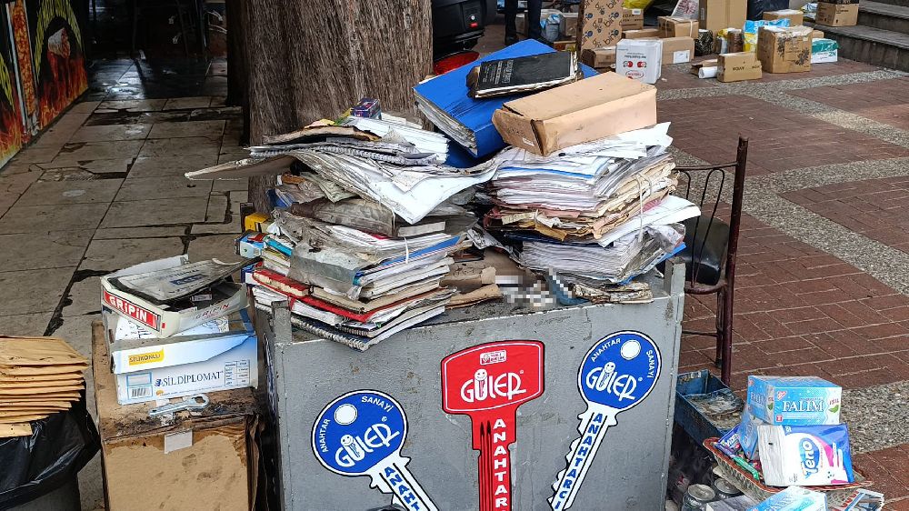 Antalya’da yanan büfe küle döndü