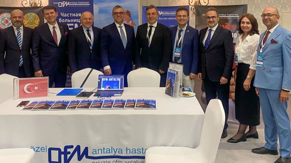 Antalya  OFM Hastanesi, Kazakistan’daki sağlık fuarında Türkiye'yi temsil etti