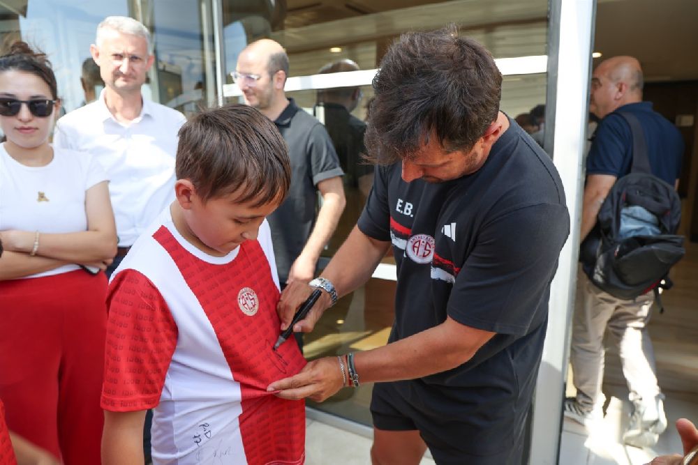 Antalyaspor sezonu Burdur’da açtı Yeni kamp dönemi başladı!