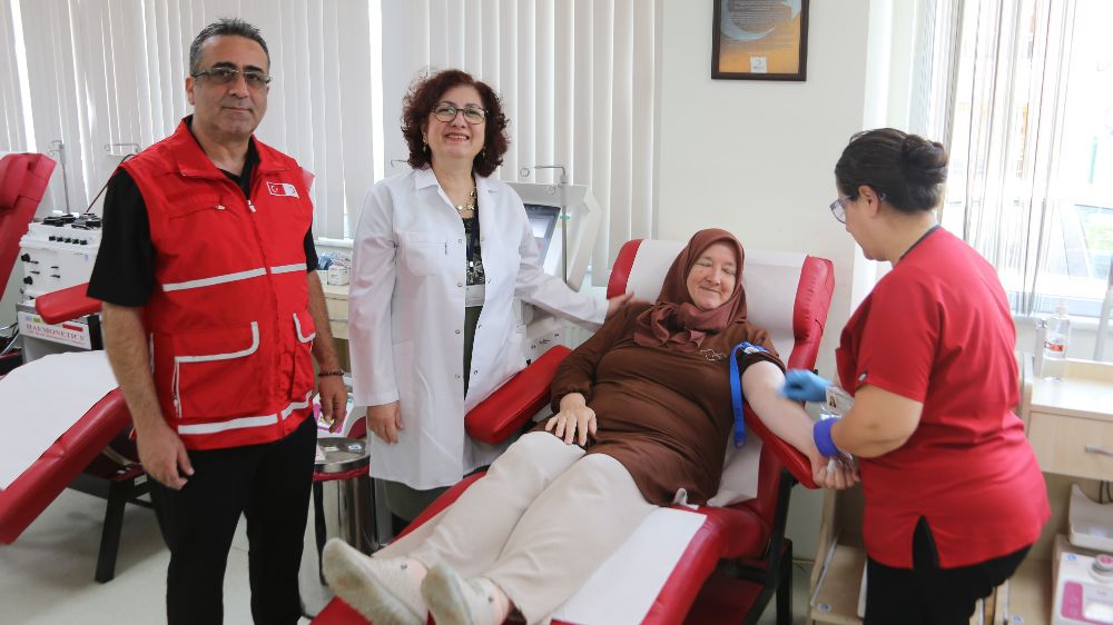 Aşırı sıcaklar kan bağışlarını olumsuz etkiliyor