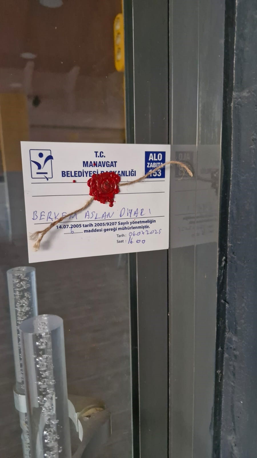 Aslanın kaçtığı hayvanat bahçesi yapılacak denetime kadar mühürlendi