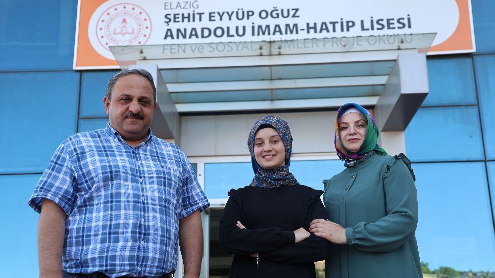 Asrın felaketinde kaybettiği babasına söz verdi, LGS'de Türkiye birincisi oldu