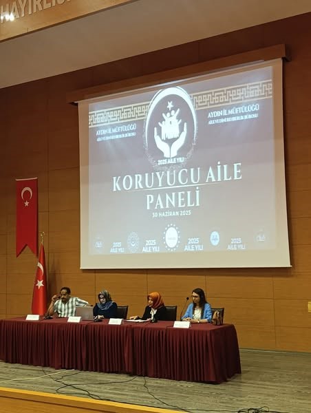 Aydın'da Koruyucu Aile Paneli düzenlendi