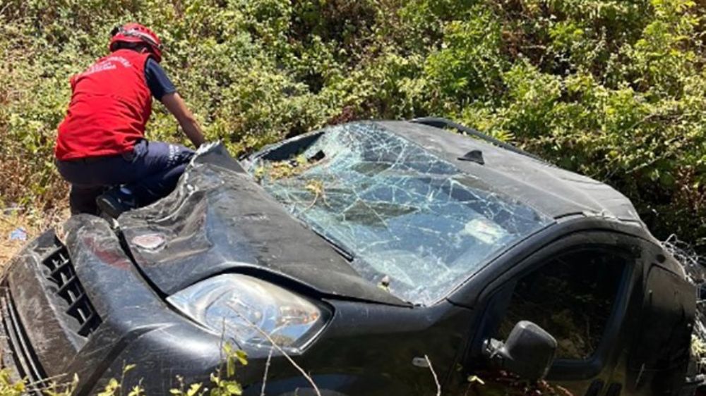 Balıkesir-Bandırma karayolunda feci kaza: 1 ölü, 2 yaralı