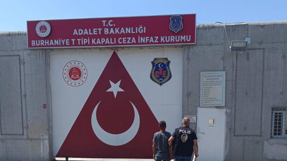 Balıkesir’de hapis cezası olan 18 kişi tutuklandı