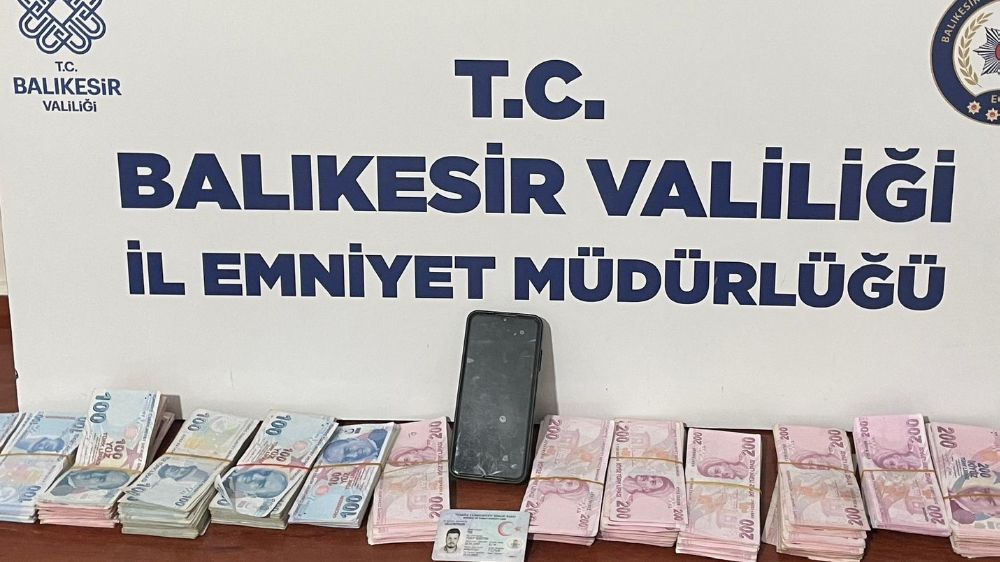 Bandırma'da polis kılığında 1 milyonluk dolandırıcılığa suçüstü