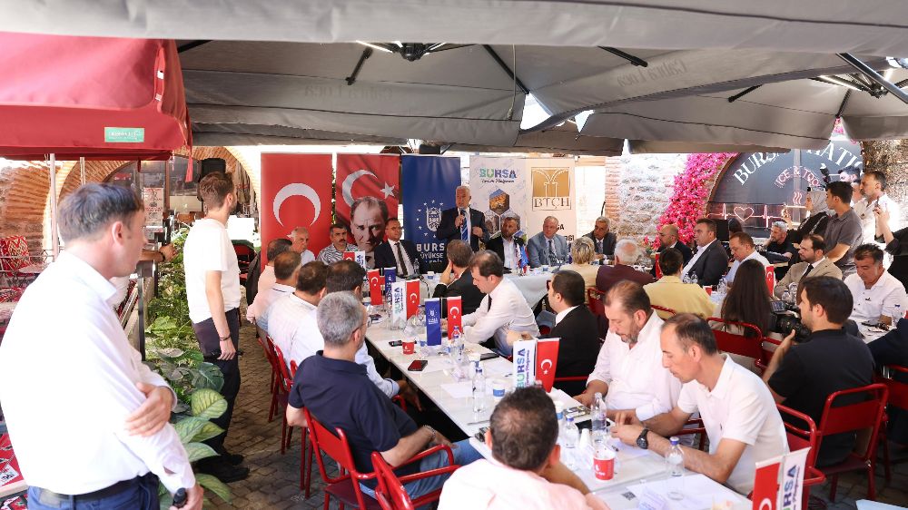 Başkan Bozbey: "Bursa turizmi için taşın altına elimizi değil, gövdemizi koyduk"