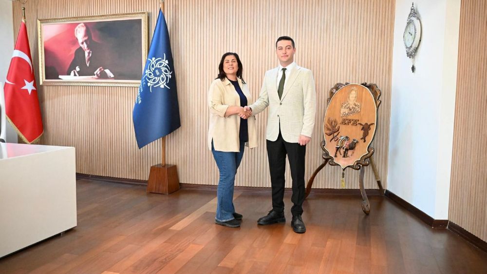 Başkan Çerçioğlu, CHP Aydın İl Gençlik Kolları Başkanı Kılıç ile görüştü