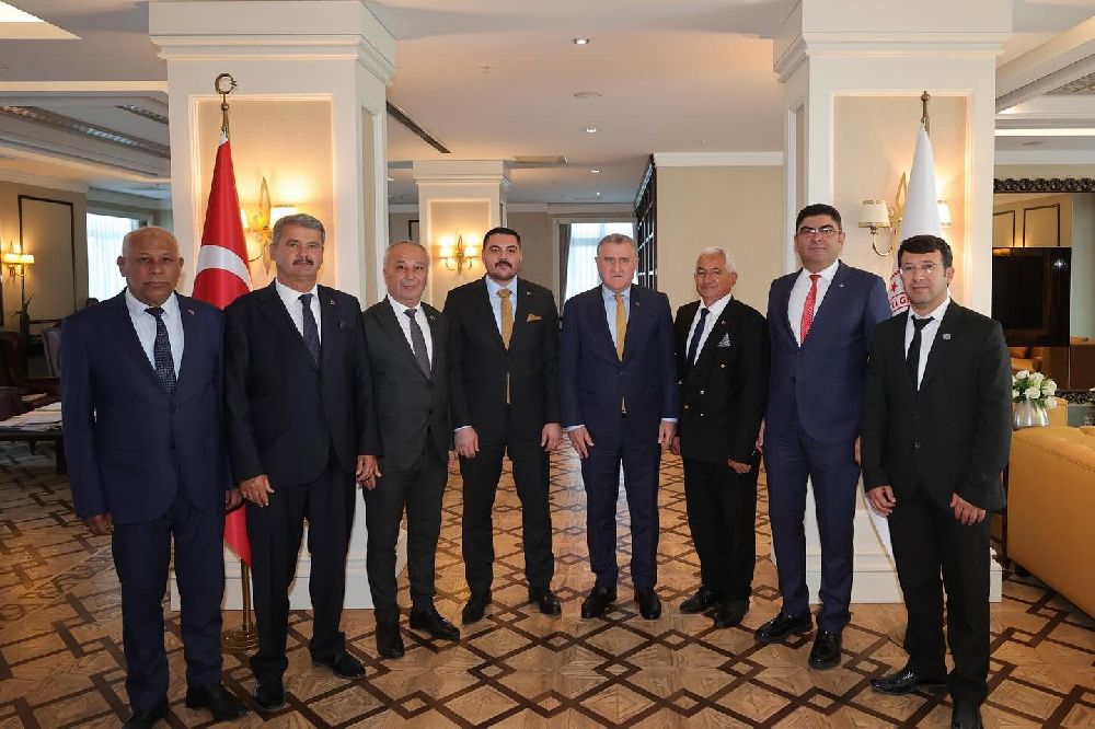 Başkan Gün bakanla görüştü Çocuklar için talepleri iletti