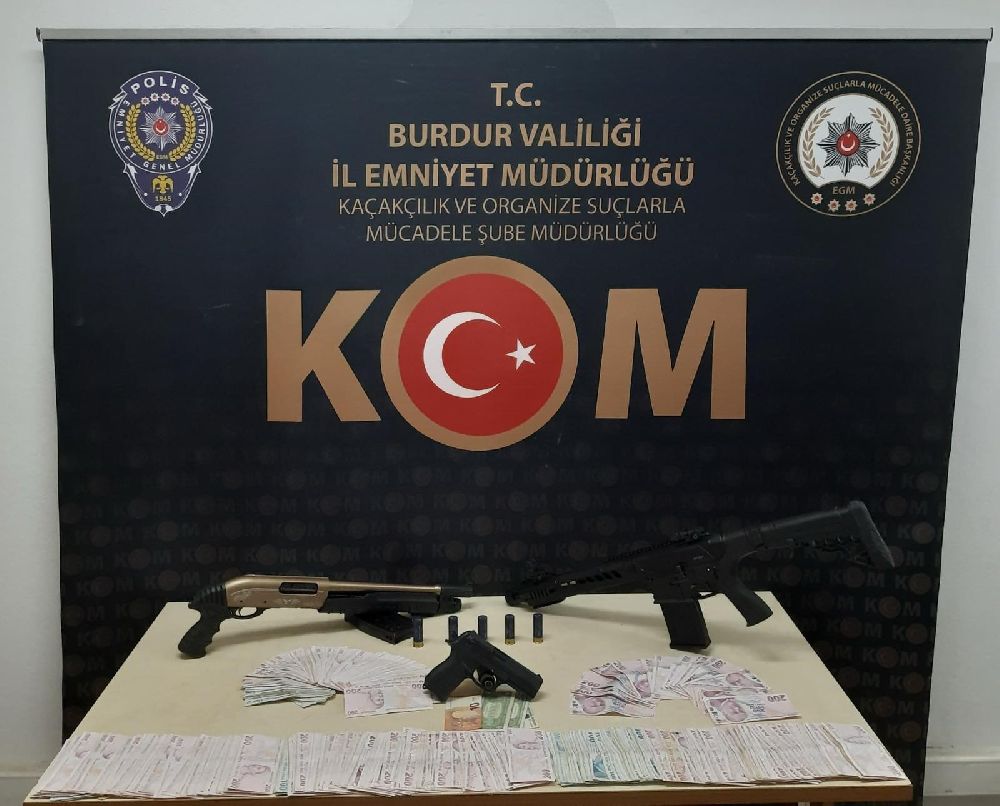 Başkan Özel, esnaflarla bir araya geldi