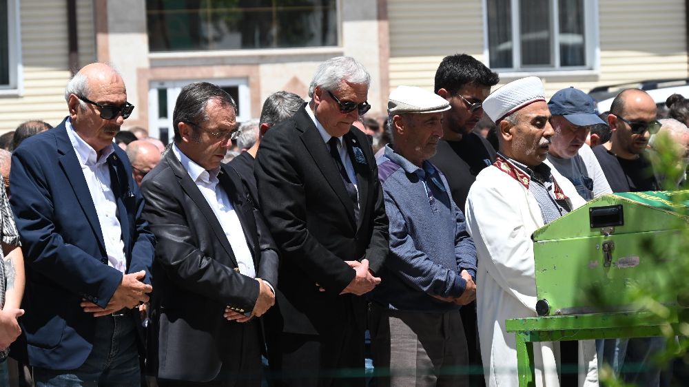 Başkan yardımcısı Engin Kardeş son yolculuğuna uğurlandı