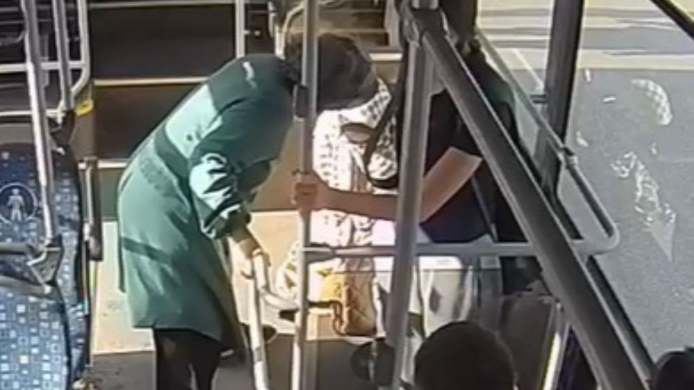 Başkan Yazıcıoğlu duyarlı şoförü makamında ağırladı