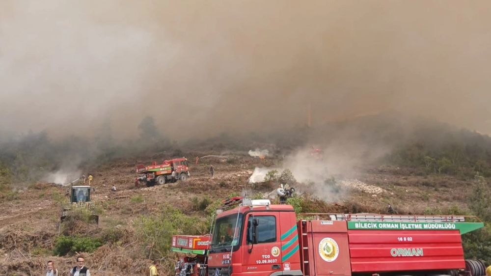 Bayırköy Belediyesi'nden Zobran köyünde çıkan yangına destek