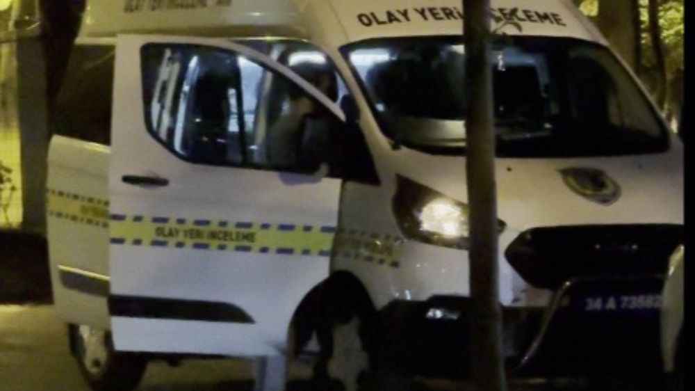 Beylikdüzü'nde bir adam husumetlileri tarafından silahlı saldırıya uğradı