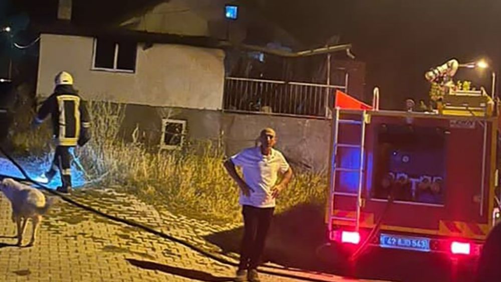 Beyşehir'de ev yangını korkuttu