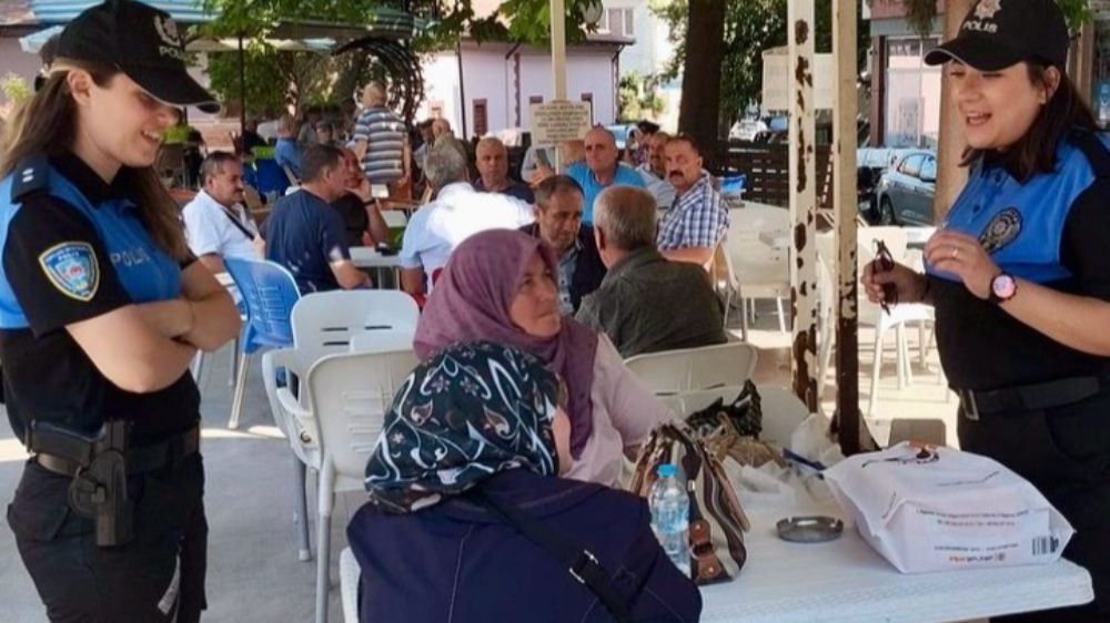 Bilecik polisinden vatandaşı bilgilendirme çalışmaları