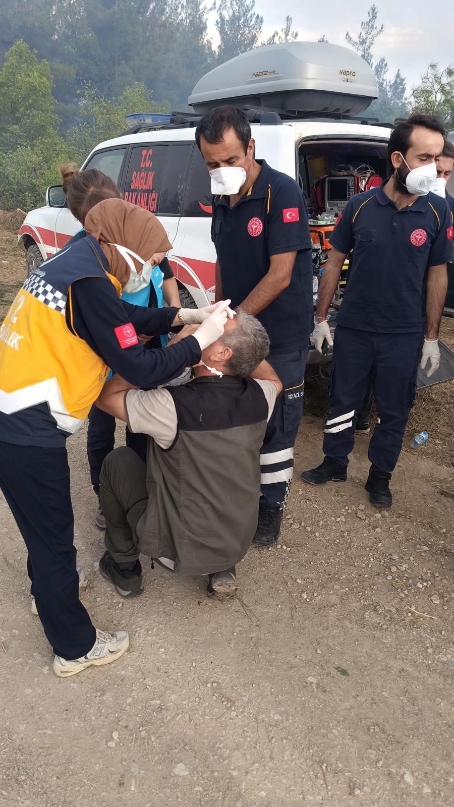 Bilecik'te 3 ayrı noktada çıkan orman yangınından 108 kişi dumandan etkilendi