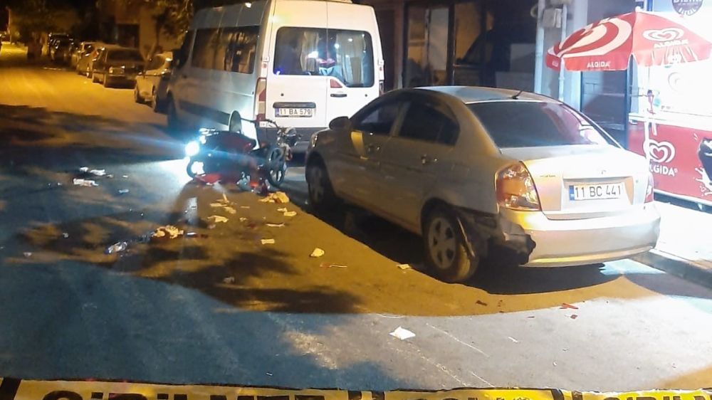 Bilecik'te meydana gelen trafik kazasında 2'si ağır 3 kişi yaralandı