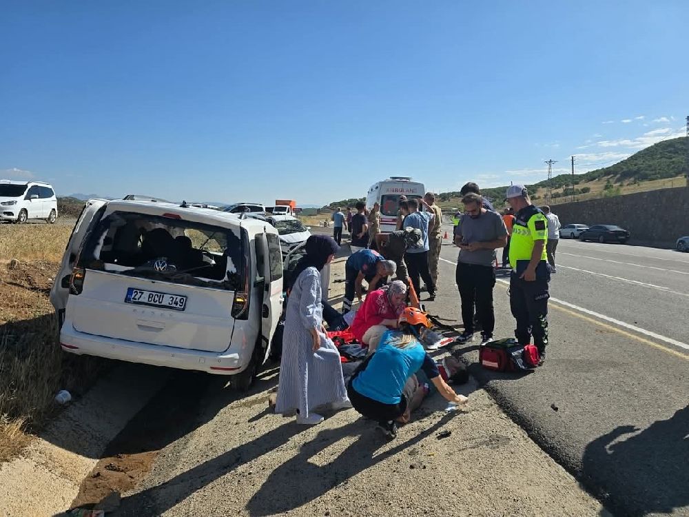 Bingöl’de trafik kazası: 3 yaralı