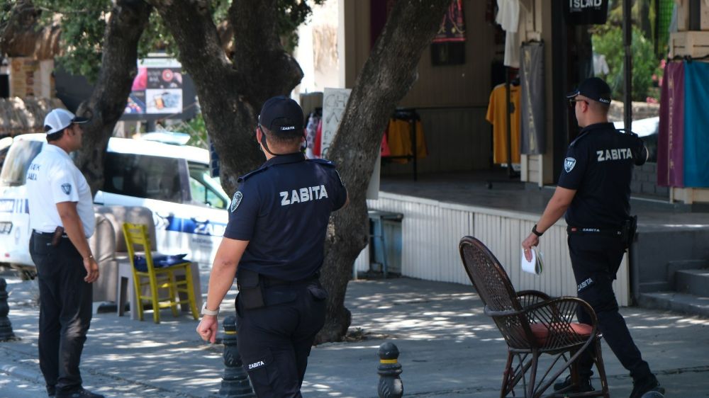 Bodrum'da zabıta ekiplerinden işgaliye denetimi