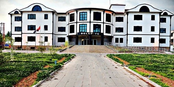 Borç yükü Patnos Belediyesi’nin bütçesini eritiyor